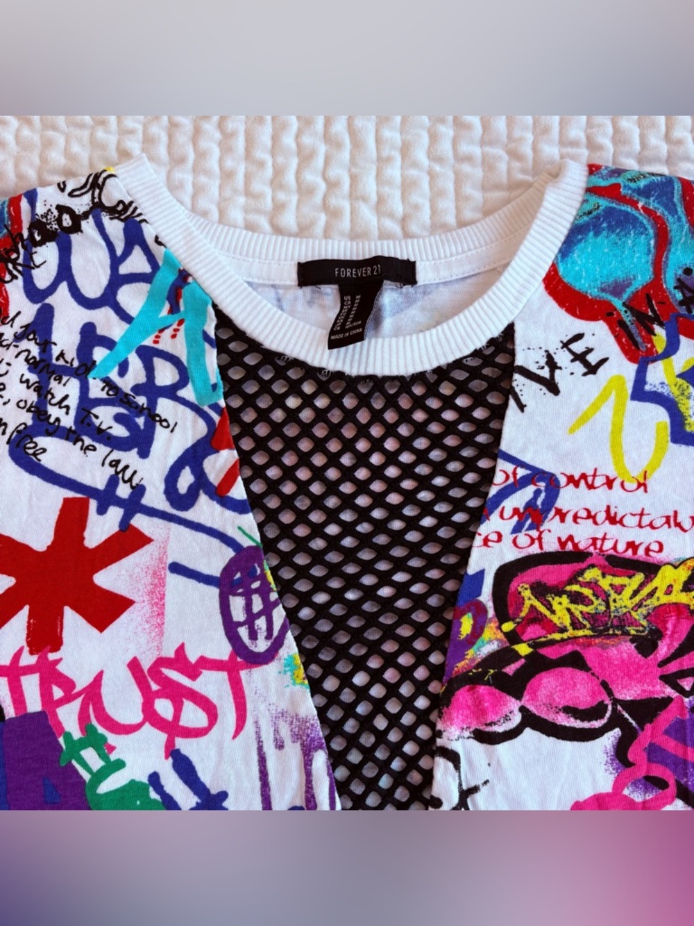 Multicolor Graphic Graffiti Mesh Lace Crewneck Urban Street T-shirt Top Women M - Picture 4 of 10